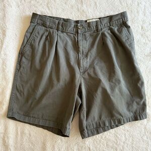 Vintage Eddie Bauer Men's 38 Waist Shorts Hiking 100% Cotton Olive Green